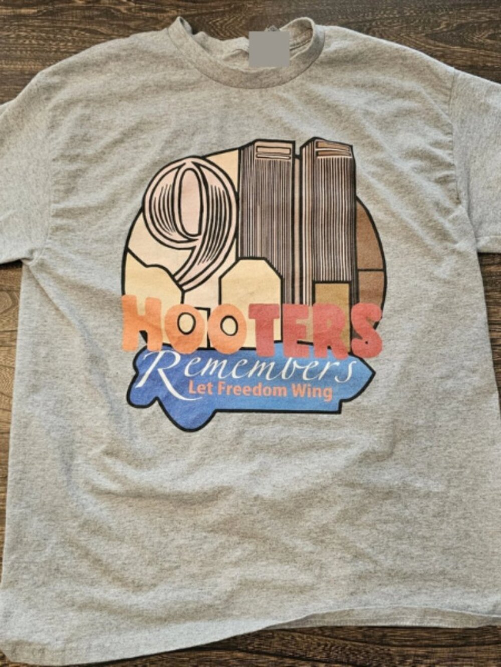 Hooters 9/11 Twin Towers Let Freedom Wing T Shirt
